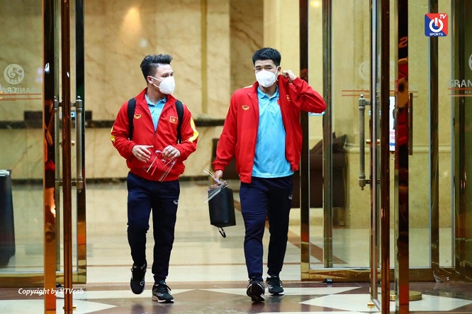 Hình ảnh ĐT Việt Nam rời khách sạn sang U.A.E tham dự vòng loại thứ 3 World Cup 2021 (ảnh 4)