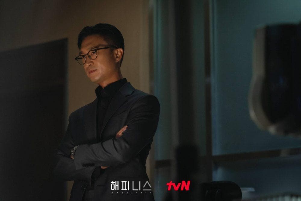 Han Tae Seok – nhân vật quan trọng với sự sống còn giữa đại dịch