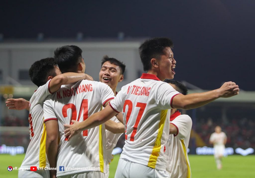U23 Việt Nam thắng đậm U23 Singapore (ảnh 1)