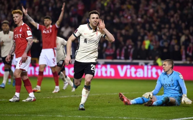 Diogo Jota ghi bàn thắng giúp Liverpool lọt bán kết FA Cup