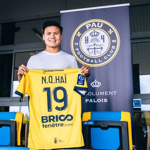 Quang Hải chính thức ra nhập Pau FC