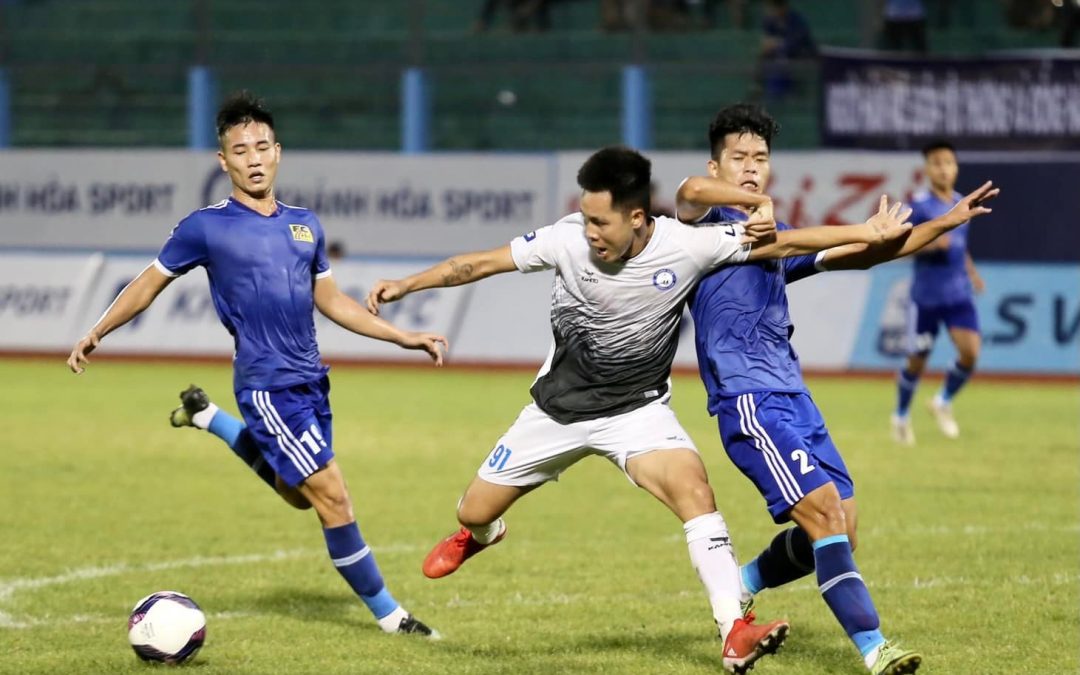 Vòng 20 LS V.League 2: Khánh Hoà đánh rơi chiến thắng trên sân nhà