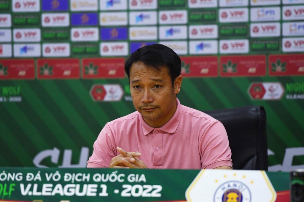 HLV Vũ Hồng Việt được kỳ vọng sẽ giúp Nam Định chơi khởi sắc hơn ở mùa bóng 2023