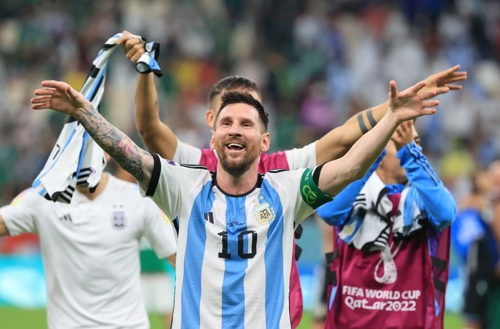 Argentina chiến thắng 2-0 trước Mexico: Messi Là điểm sáng