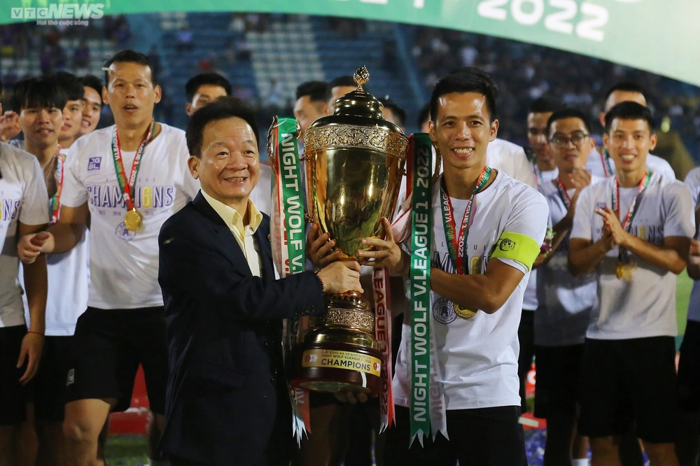 Vòng 25 V.League 1: CLB Hà Nội lần thứ 6 vô địch V.League