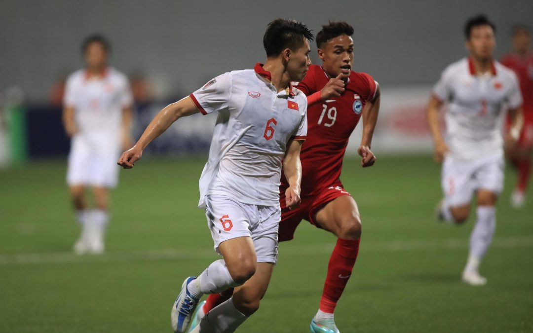 Bị Singapore cầm hòa, ĐT Việt Nam chưa có vé sớm vào bán kết AFF Cup