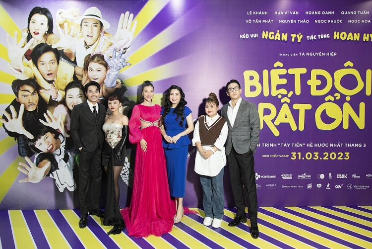 Dàn diễn viên ‘Biệt đội rất ổn’ xuất hiện cùng loạt nghệ sĩ Việt tại buổi ra mắt phim 