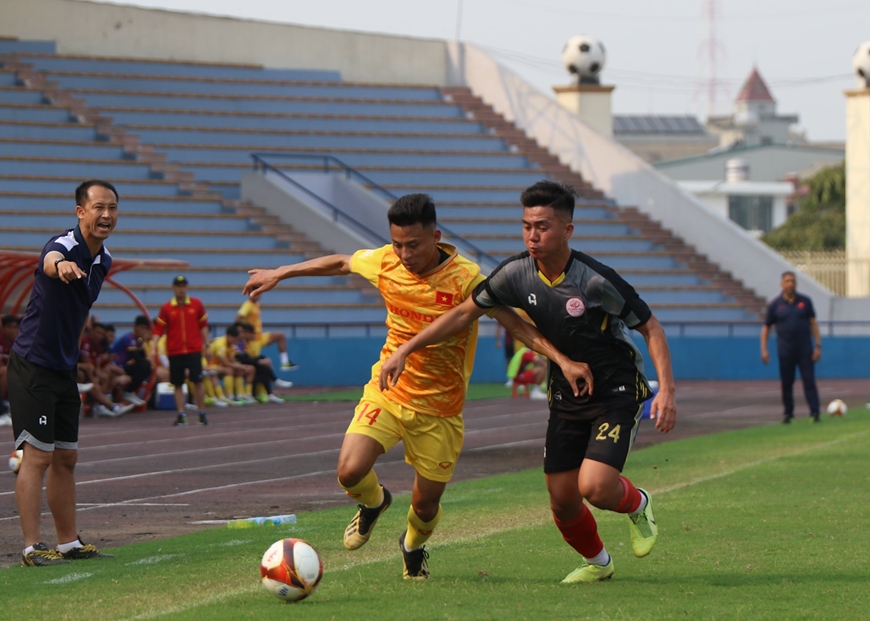 U23 Việt Nam thắng trận đầu tiên dưới thời HLV Troussier