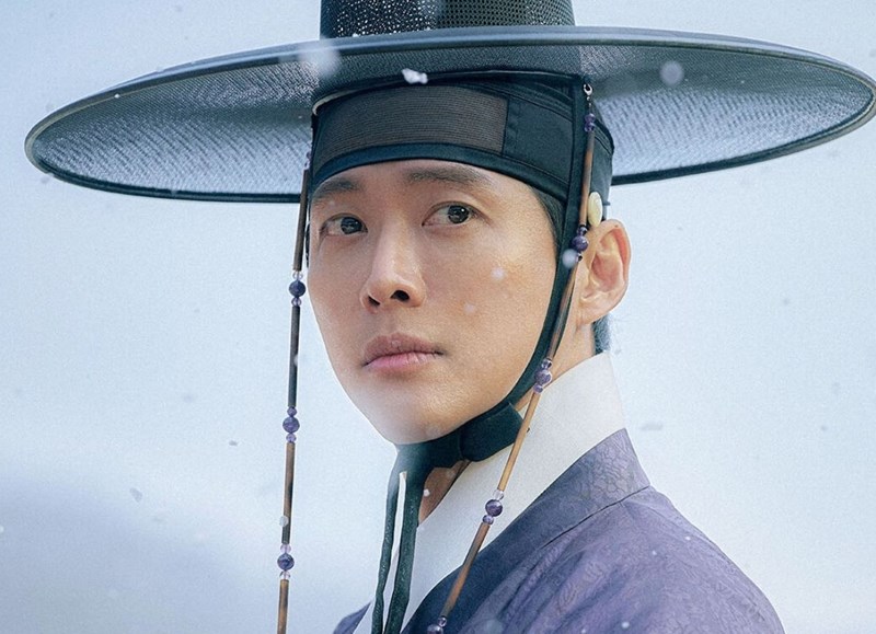 ‘Nam thần phản diện’ Nam Goong Min trở lại với phim cổ trang “Người yêu dấu”